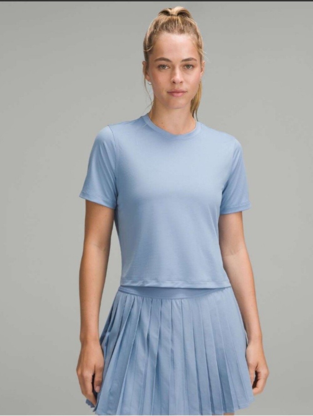 Lululemon Ultralight Waist-Length T-Shirt🩵Blue Willow